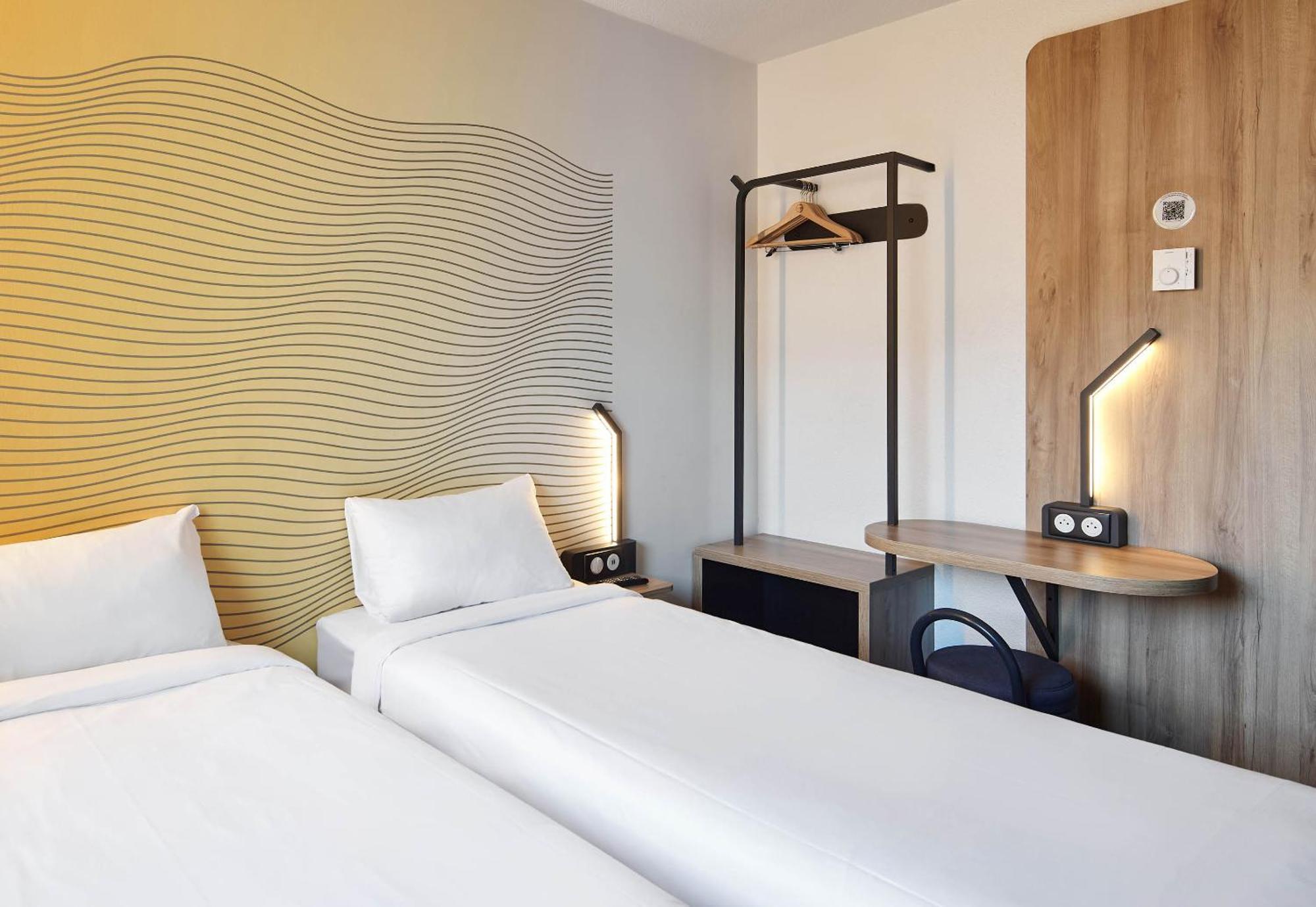 B&B Hotel Paris Saint-Denis Pleyel Exterior foto