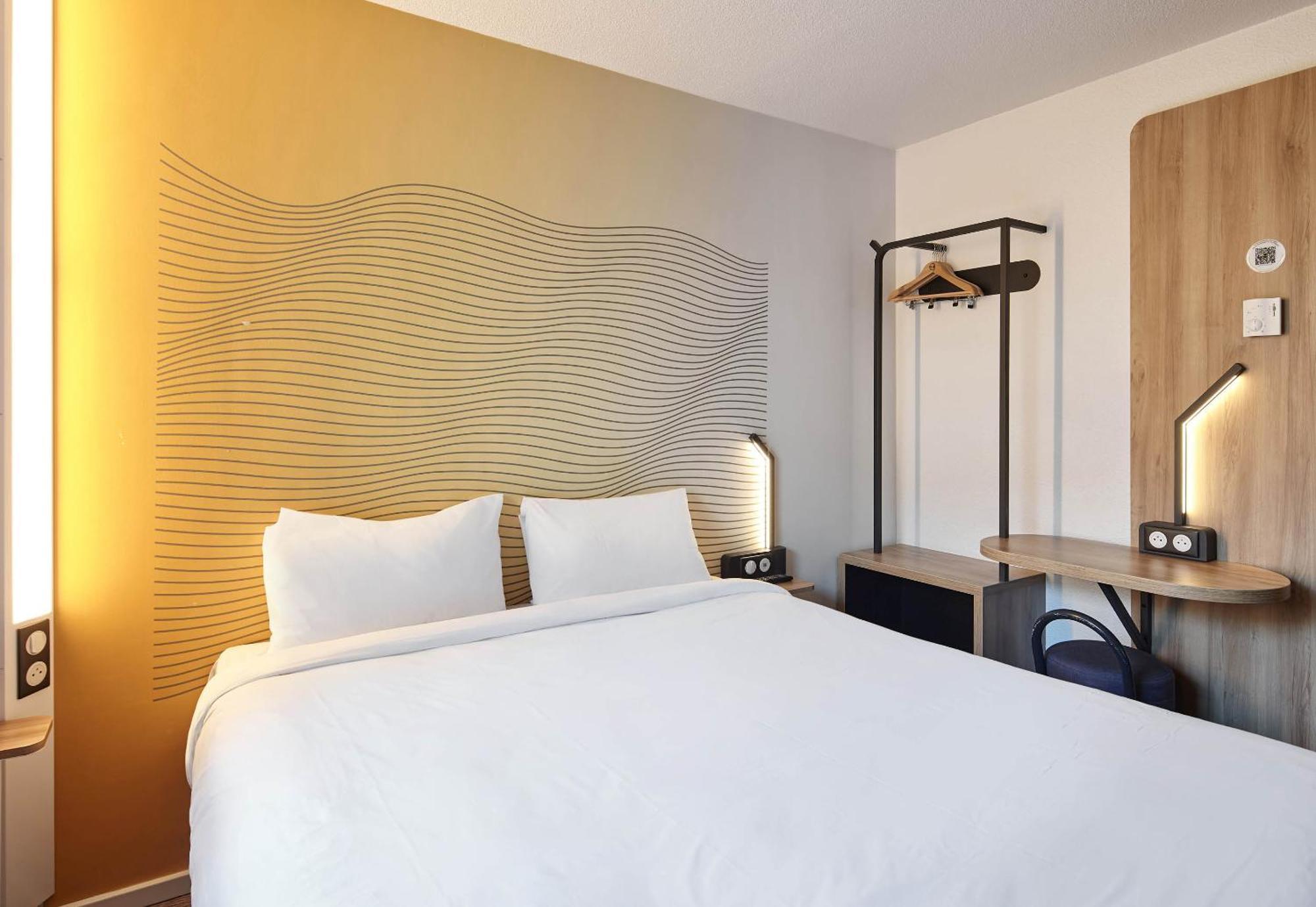 B&B Hotel Paris Saint-Denis Pleyel Exterior foto