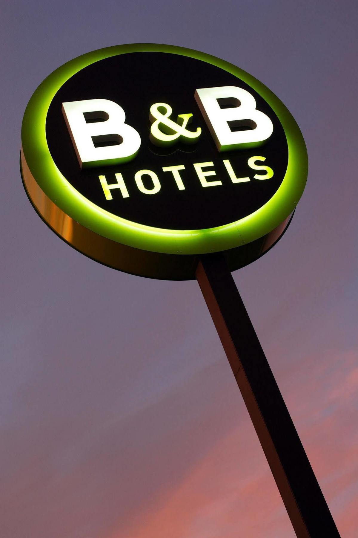 B&B Hotel Paris Saint-Denis Pleyel Exterior foto