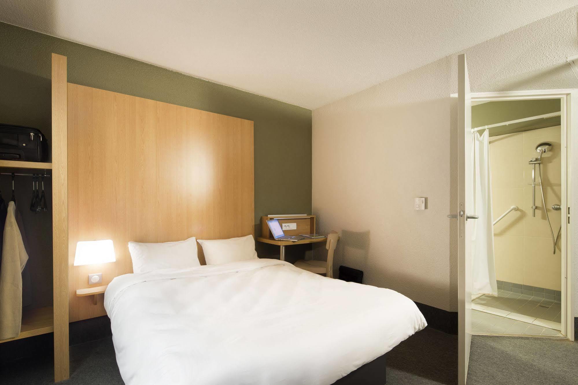 B&B Hotel Paris Saint-Denis Pleyel Exterior foto